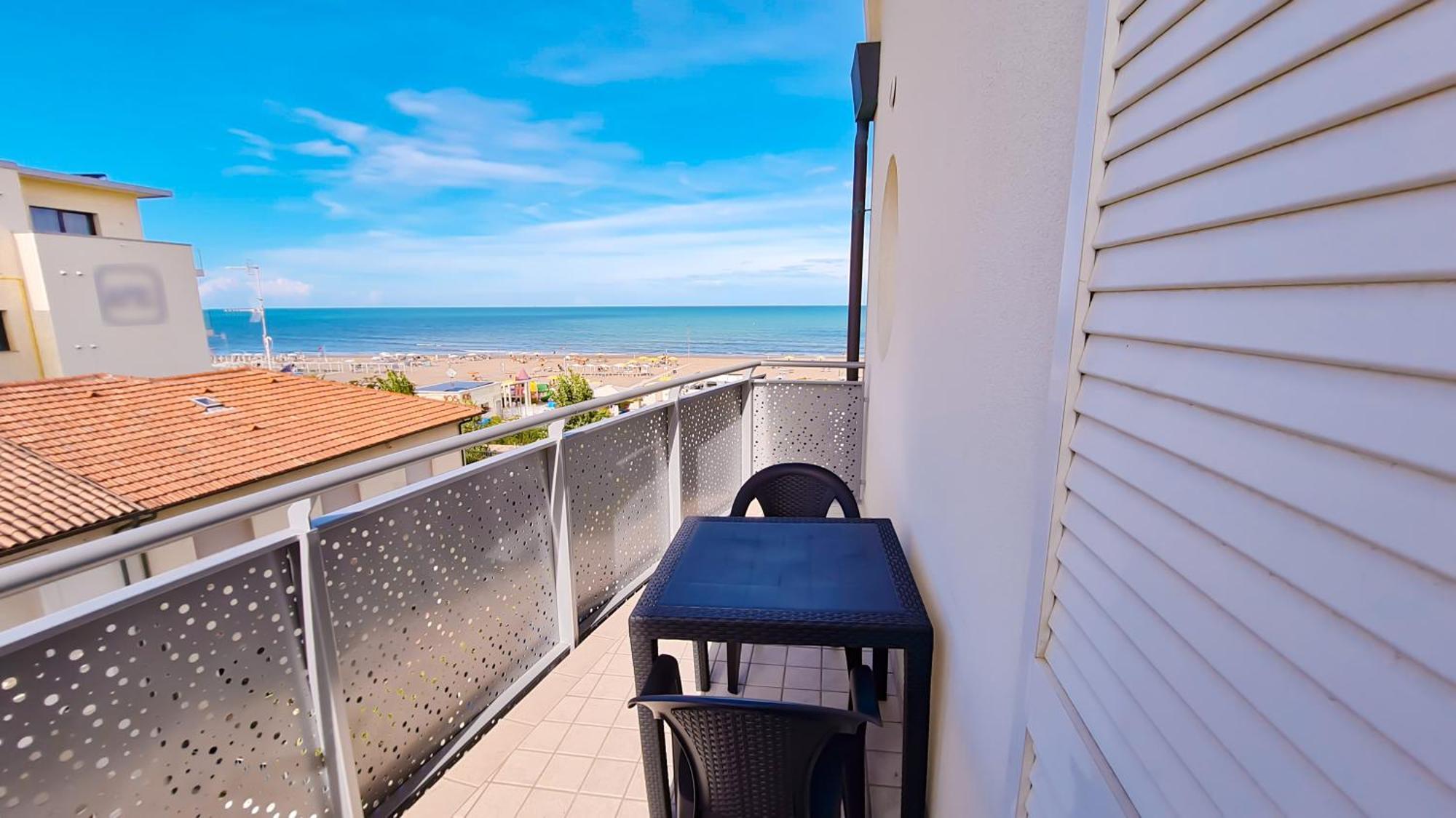Residence Marittimo Riccione Exterior photo